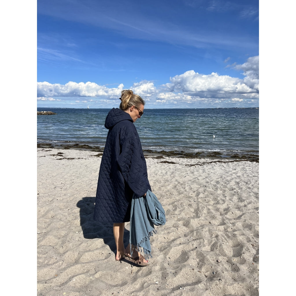 NORDBAEK Changing robe NORDBAEK Easy Lagoon - windproof unisex with soft oeko-tex cotton lining Change robe Navy