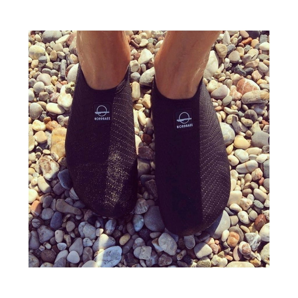 NORDBAEK Kids swim shoes NORDBAEK Soft Aqua - best swim shoes for kids Kids swim shoes Black