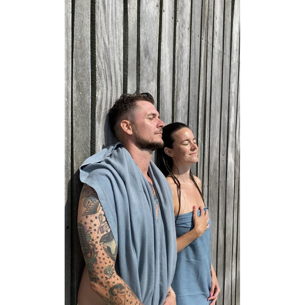 NORDBAEK Nordic Hamam NORDBAEK Cosy Comfort - oeko-tex, extra large and thick Hamam towel Dusty blue - navy blue