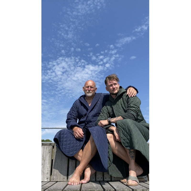 NORDBAEK Bathrobe NORDBAEK Long Beach - men's windproof 100% recycled fleece Bath robe Navy Blue